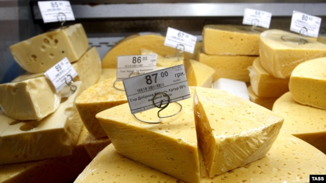 Cheese on display in a Kyiv grocery store. Russia last year accounted for some 80 percent of Ukrainian cheese exports.