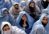 Afghan women listen to a lecture on health (file photo) (epa)