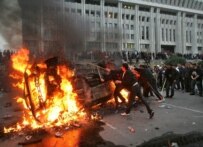 A protest in Bishkek in March 2005 (epa)
