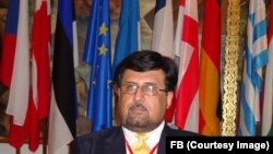 خالد پشتون میگوید، حکومت در برابر اینگونه افراد نباید خاموشی اختیارکند.