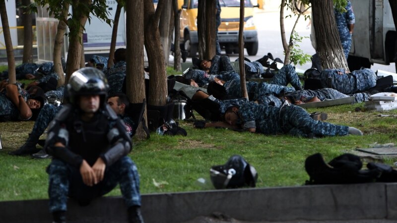 BFEC988E-81C5-4ED0-9413-86022D25BFAF_w80