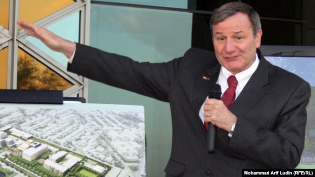 U.S. Ambassador to Afghanistan Karl Eikenberry briefs press about the new building  