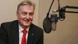 Zlatko Lagumdzija, deputy prime minister and foreign minister of Bosnia-Herzegovina, during his interview with RFE/RL's Balkan Service in Prague.