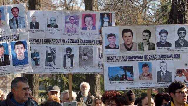 Serbs demonstrating outside the presidential office in Belgrade today (epa)