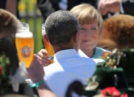 Барак Обама и Ангела Меркель поговорили за баварским пивом о том, что делать с санкциями против России