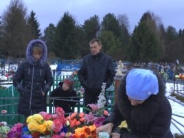Родители Коли Костина и младший брат Андрей