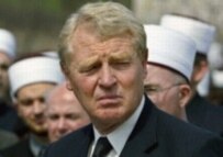 International envoy Paddy Ashdown (file photo)