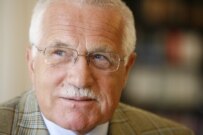 Vaclav Klaus at Prague Castle on August 2 (RFE/RL)