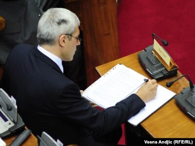 Predsednik Srbije Boris Tadić na sednici Skupštine Srbije tokom rasprave o Kosovu, juli 2010