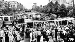 Баррикады на улицах Москвы, 21 августа 1991 года.