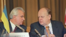 Леонид Кравчук и Станислав Шушкевич