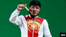Қырғызстан ауыр атлеті Иззат Артықов Рио Олимпиадасында.