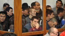 Жаңаөзен оқиғасы бойынша айыпталушылар сотта отыр. Ақтау, 27 наурыз 2012 жыл.