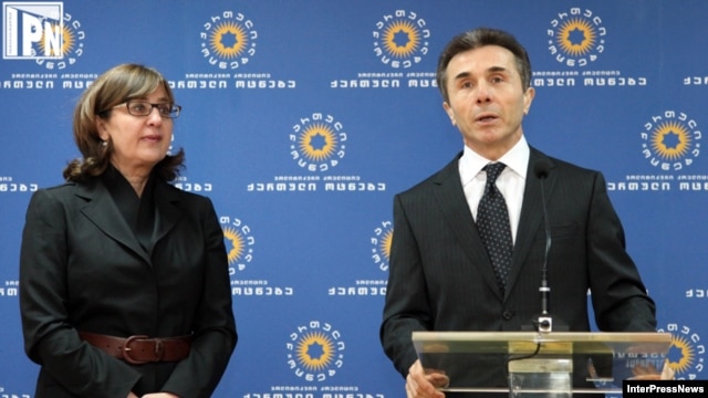 Incoming Foreign Minister Maia Panjikidze (left) with Georgian Dream leader Bidzina Ivanishvili at a Tbilisi press conference earlier this year.
