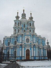 Gazprom City will be located directly across the river from the Smolny Cathedral (RFE/RL)