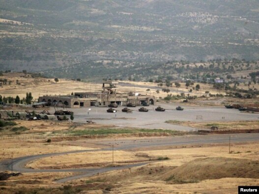 نیروهای نظامی ترکیه در کوه‌های منطقه‌ای در شمال عراق