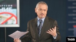Ukrainian TV talk show host Savik Shuster