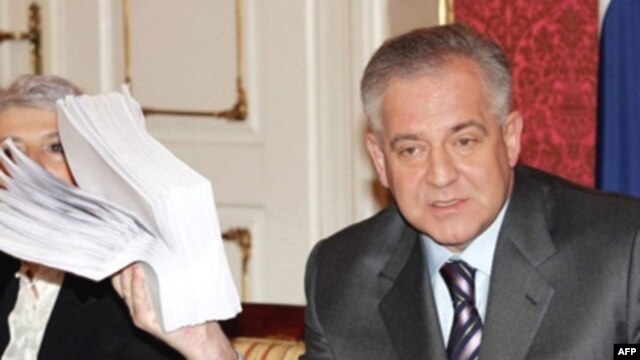 Croatia -- Prime Minister Ivo Sanader announces that his government has officially recognized Kosovo's independence from Serbia, Zagreb, 19Mar2008