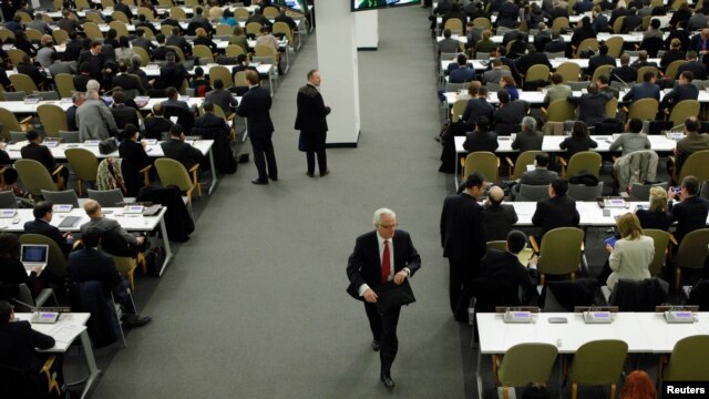 C82DD33A-E045-4316-8158-9F3F693D6F54_w64