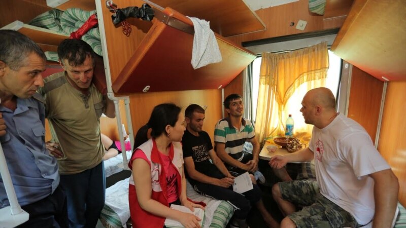 «Поезд гуманности»: здоровье мигрантов» добрался из Душанбе до Москвы