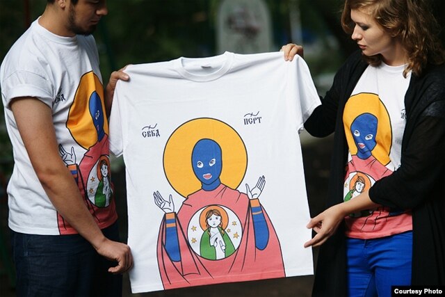 Футболки в Артёме