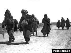 Исход казахов во время Голода 1930-х годов. 