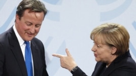 Kancelarja Angela Merkel gjatë një takimi të mëhershëm me kryeministrin britanik, David Cameron 