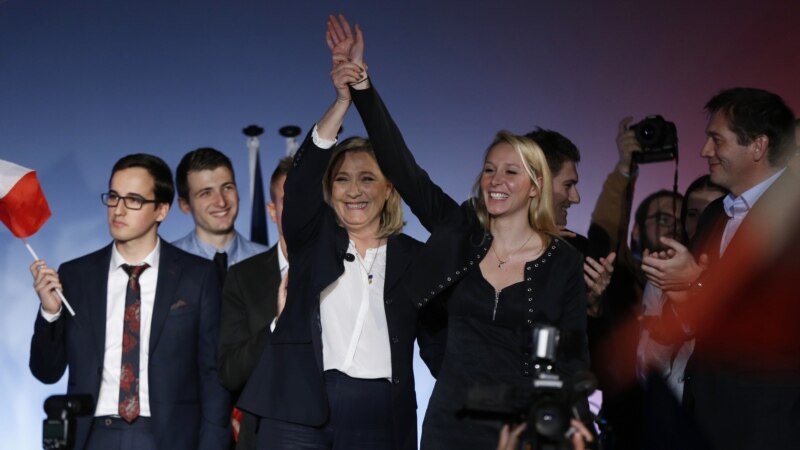 Франция: социалисты призывают бойкотировать второй тур выборов