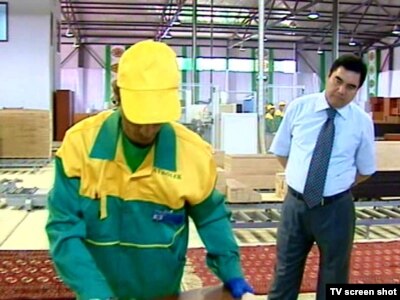 Prezident G.Berdimuhamedow «Bereketli» hususy kärhanasynda, 29-njy iýul. 