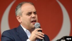 Министр по делам молодежи и спорта Турции Акиф Килич.