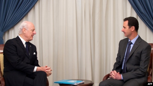 استفان دی میستورا، فرستاده ویژه سازمان ملل متحد به سوریه در دیدار با بشار اسد، رئیس جمهوری این کشور