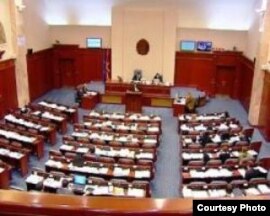 Ќе добијат ли помалите заедници загарантирани места во Парламентот