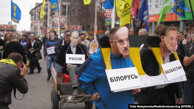 Акція протесту проти вступу України до Митного союзу, Дніпропетровськ, 5 квітня 2013 року