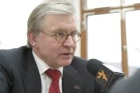 Rene Van der Linden, president of the Parliamentary Assembly of the Council of Europe (RFE/RL)