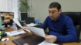 Начальник таможенного поста в морском порту Актау Талгат Каримов. Январь 2016 года.