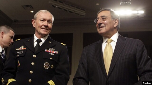 U.S. Defense Secretary Leon Panetta (right) and the chairman of the U.S. Joint Chiefs of Staff, General Martin Dempsey (left)