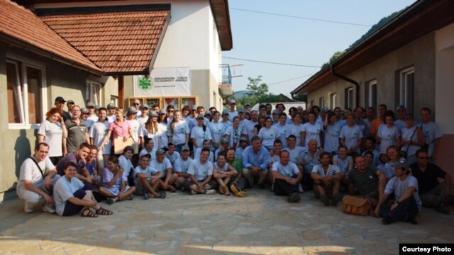 Kamp EMMAUS-a u Potočarima