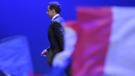 Nikola Sarkozi nakon govora pred pristalicama 6. maj 2012.