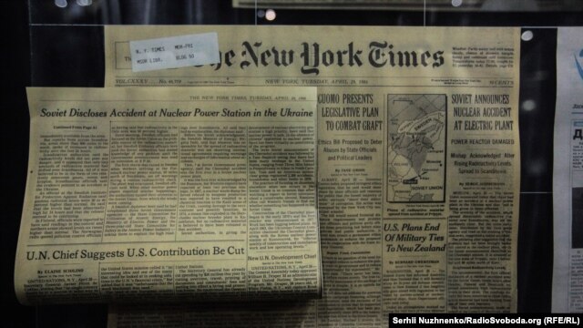 New York Times повідомив про аварію 29 квітня (примірник з експозиції Національного музею «Чорнобиль»)