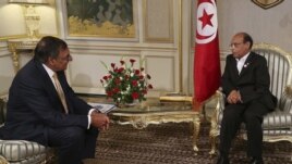 U.S. Secretary of Defense Leon Panetta (left) meeting July 30 in Tunis with Tunisian President Moncef Marzouki.