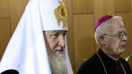В Варшаве Кирилл и Юзеф Малик  обратились к россиянам и полякам забыть плохое,быть друзьями