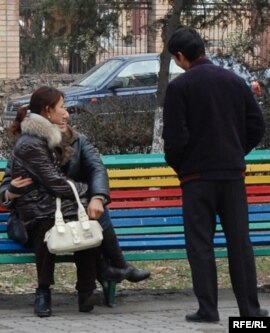 Жаштардын келечеги үчүн ким күйөт?