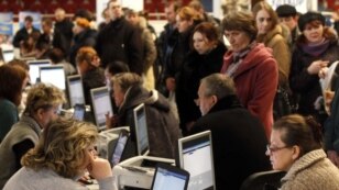 Биржа труда в Петербурге