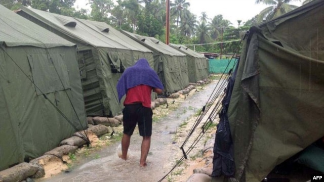 اردوگاه پناهندگان در جزیره مانوس پاپوآ گینه نو
