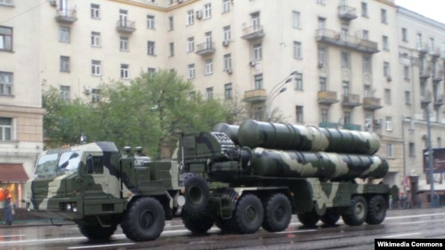 Russia - S-400 air-defense systems are put on display in Moscow.