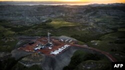 Месторождение нефти в США в штате Северная Дакота.