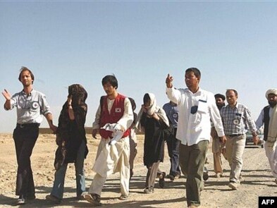 It's unclear whether the Taliban, such as those who abducted 23 South Korean aid workers in mid-2007, will actually adopt the tactic.