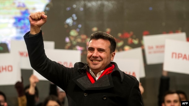 Opposition Social Democrat leader Zoran Zaev is also courting the Albanian minority.