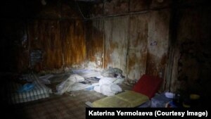 Подвал СБУ в Славянске, где сепаратисты держали заключенных