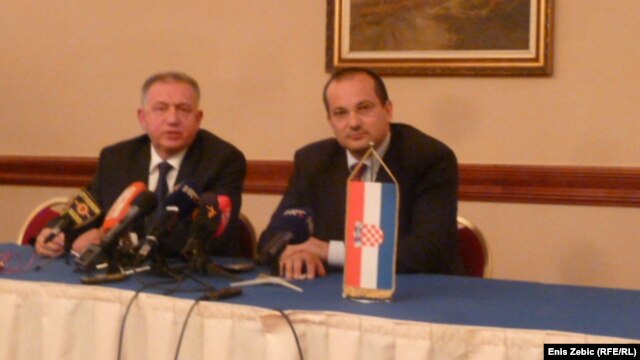 Ministri Čolak i Miljenić potpisuju sporazum o izručenju